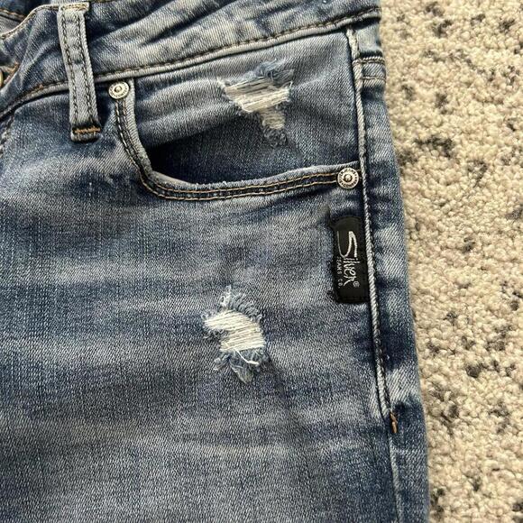 Silver Jeans Co. Women's Avery Skinny Distressed Blue Jeans - Picture 3 of 7